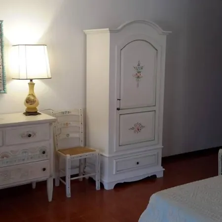 Bouganville Poltu Quatu Arzachena
