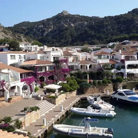 Bouganville Poltu Quatu Apartmán