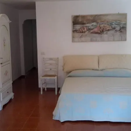 Apartmán Bouganville Poltu Quatu