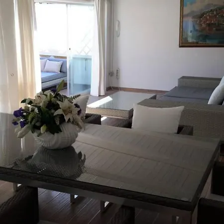 Apartmán Bouganville Poltu Quatu *